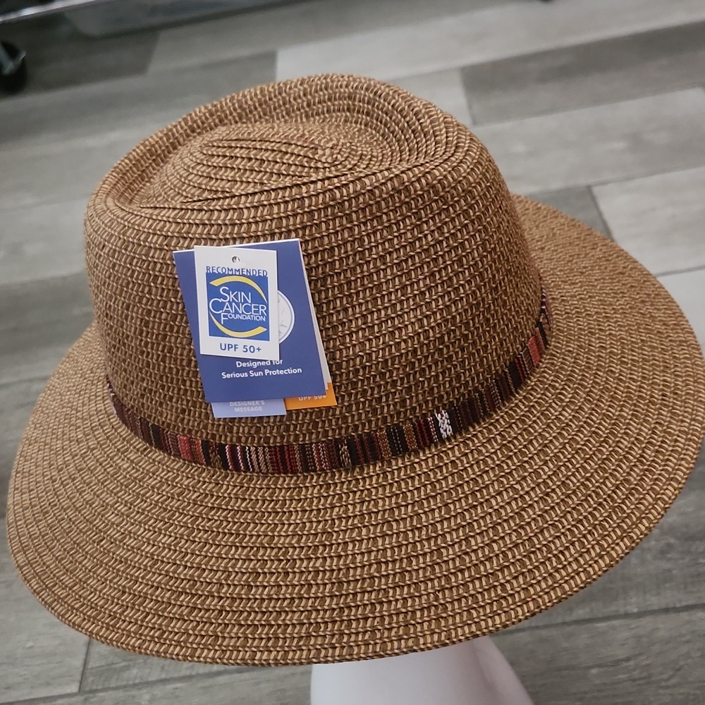 nwt Wallaroo Sedona Hat in Camel